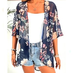 Women's S Oversized Floral Kimono Cover-up